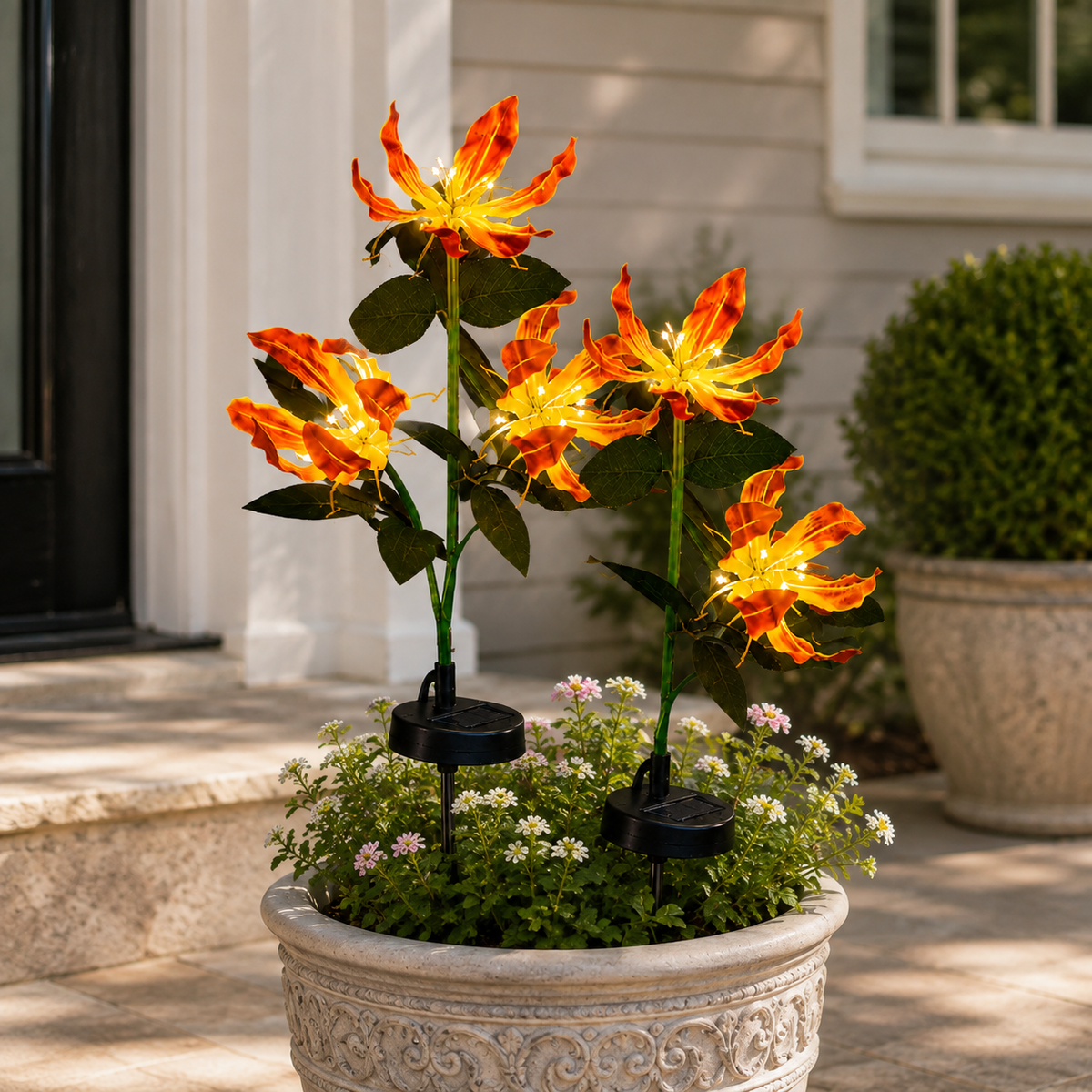 Solar Fire Lily Garden Lights