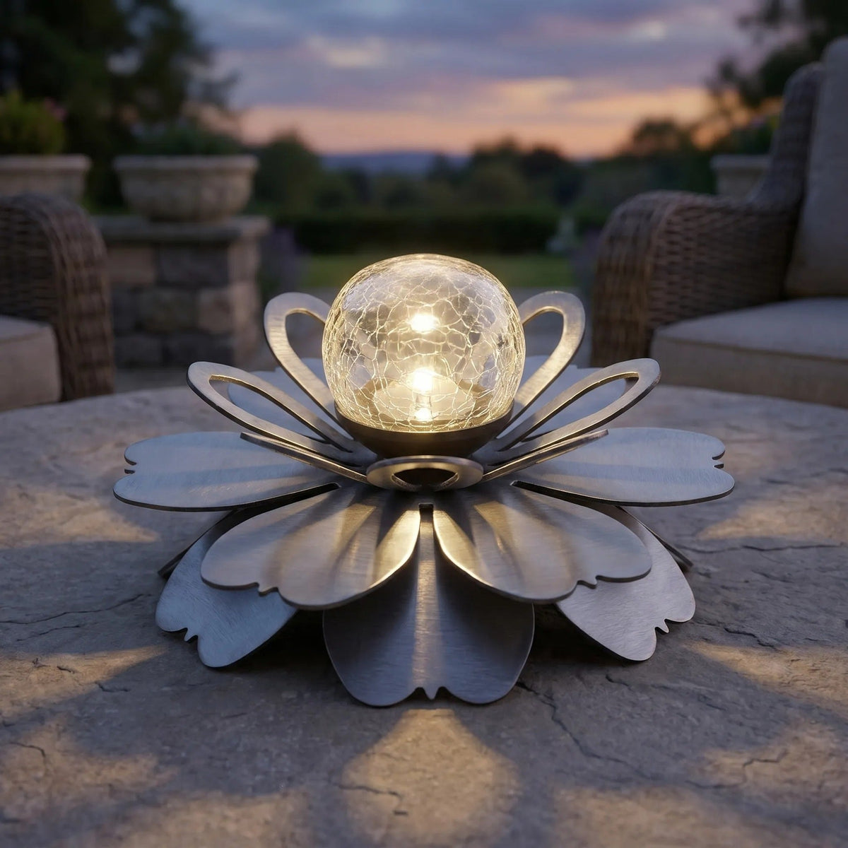 Solar Metal Flower Garden Light for Patio Tables and Garden Decor