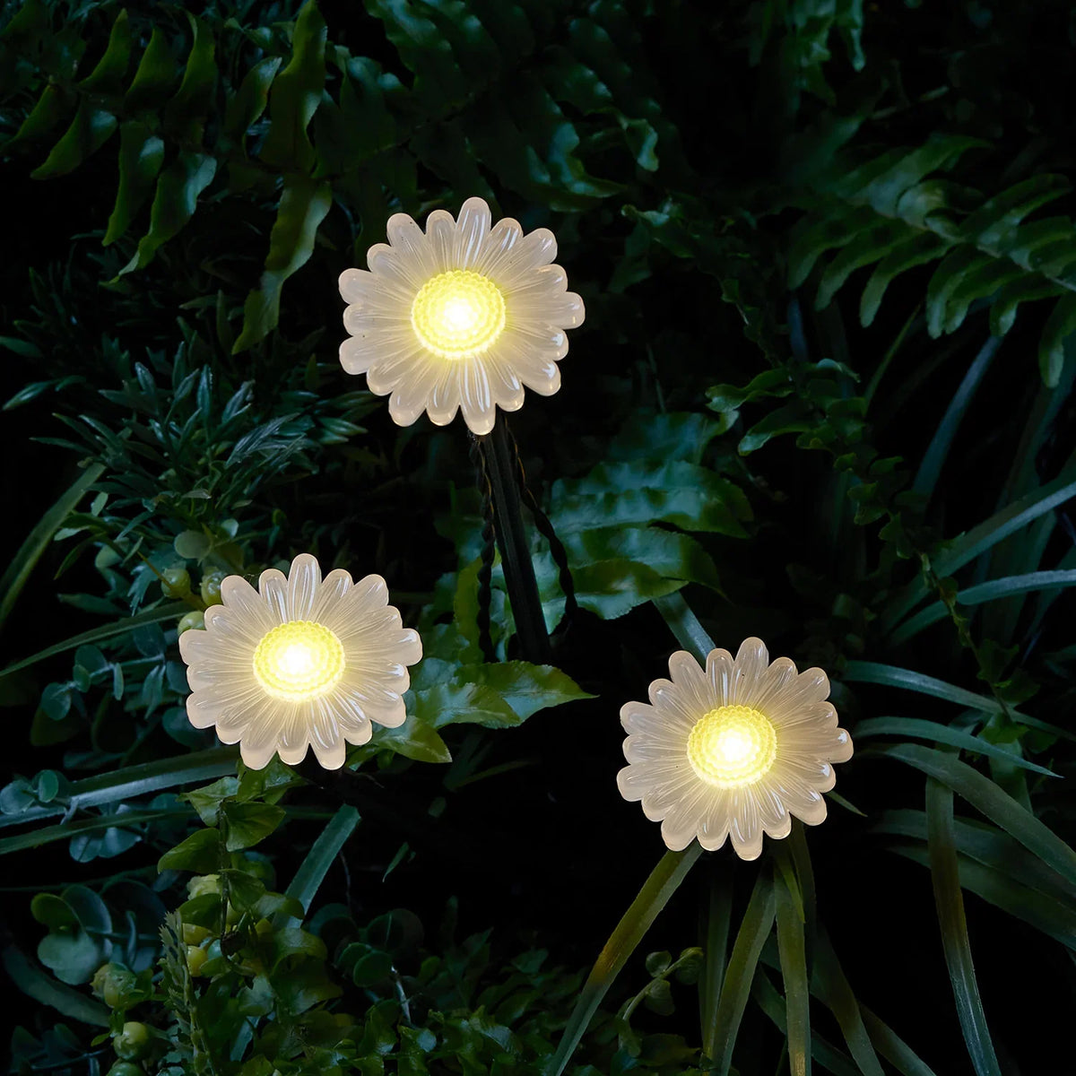9 Daisy Solar Flower Stake Lights for Garden Paths and Patio Decor